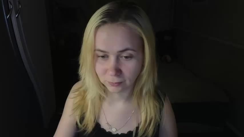 Riley_Roo Приват Записи 2026-03-06