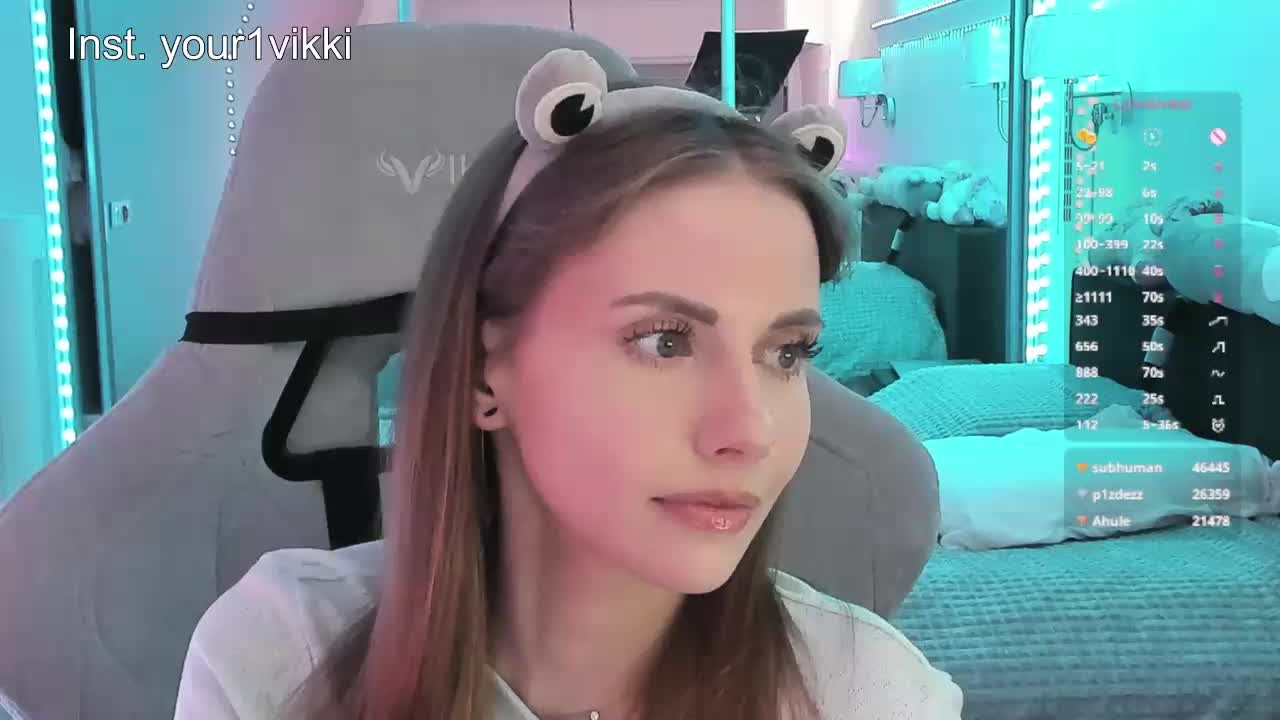 VikkiExtraCheese Приват Записи 2026-03-08