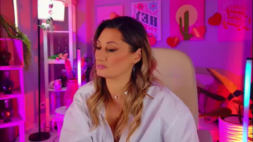 sarahholly Приват Записи 2026-03-10