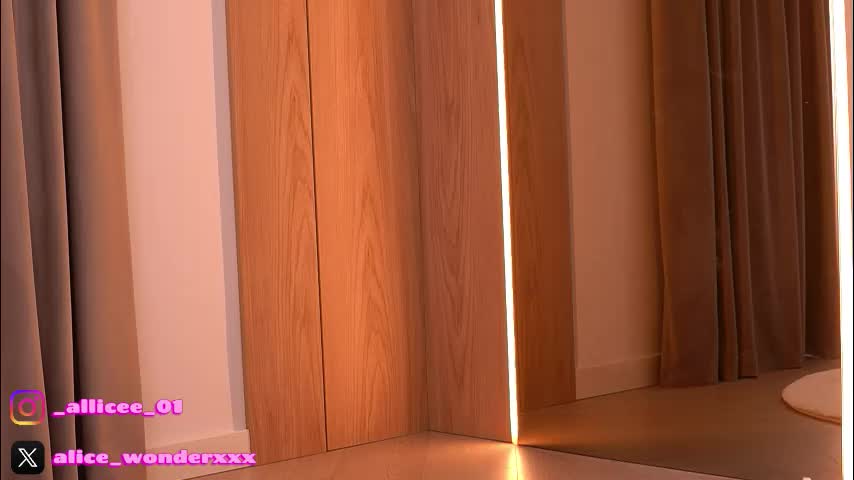 vanessasimon Приват Записи 2026-03-13