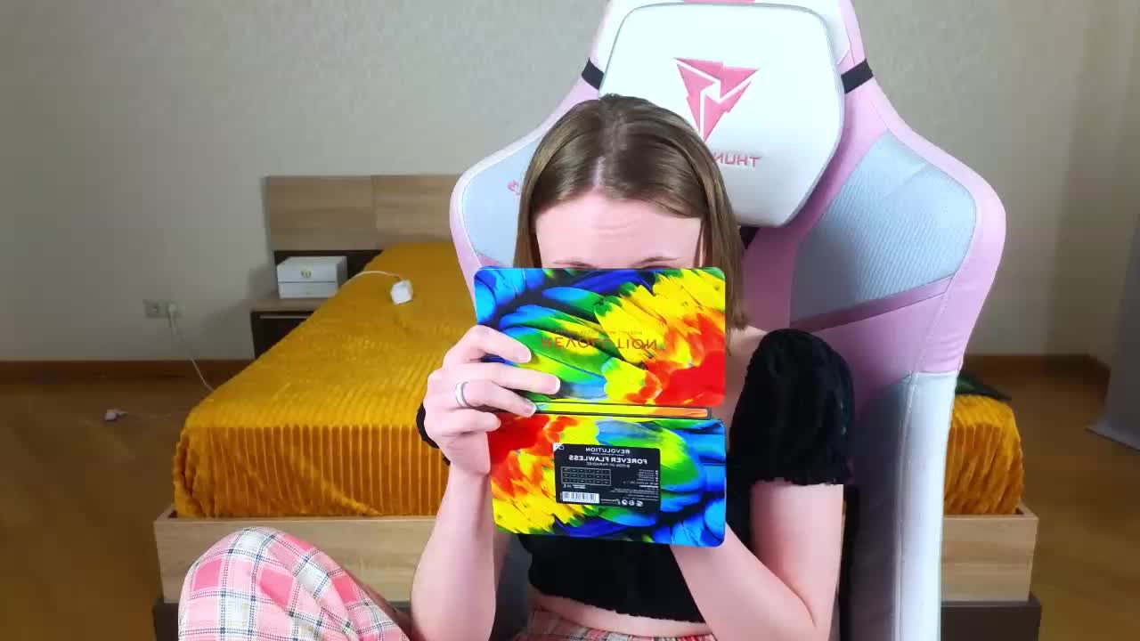 Adelina-Cowell Приват Записи 2026-03-14