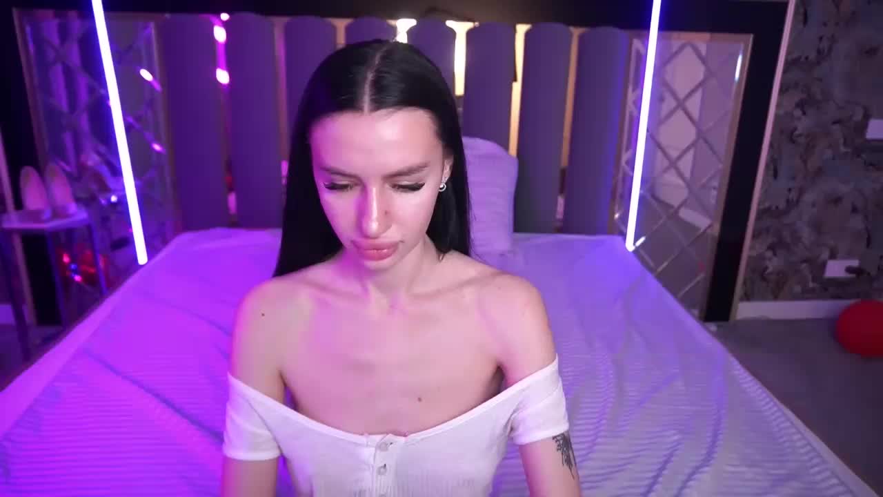 SnowWhiteee Приват Записи 2026-03-15