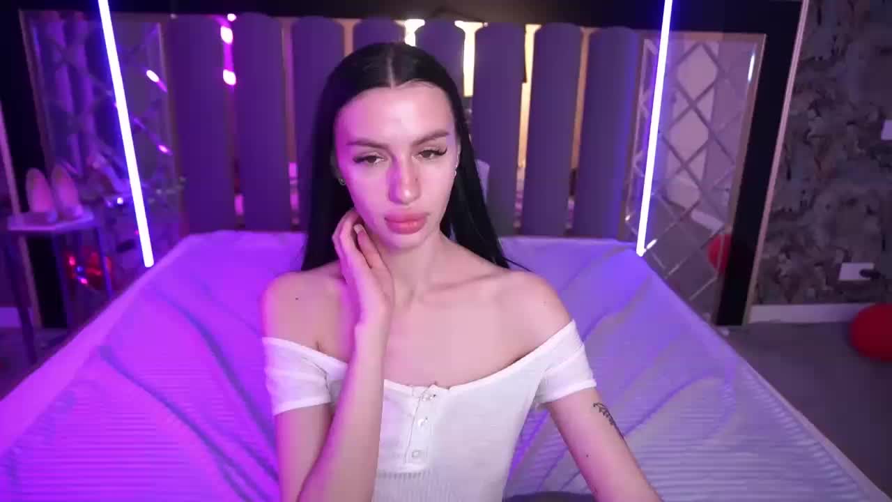 SnowWhiteee Приват Записи 2026-03-15