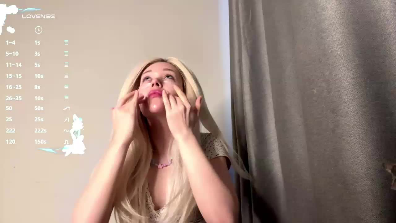 LupeVillari Приват Записи 2026-03-15