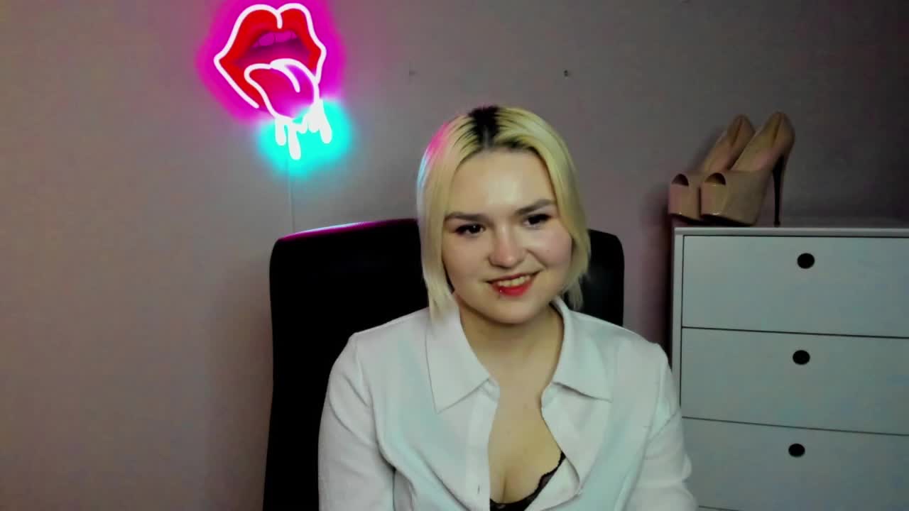 SweetLilyxo Приват Записи 2026-03-16