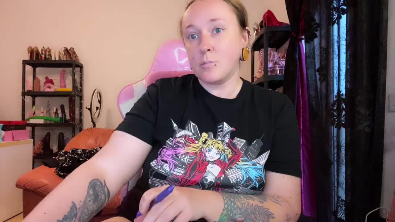 NylonQueen Приват Записи 2026-03-16