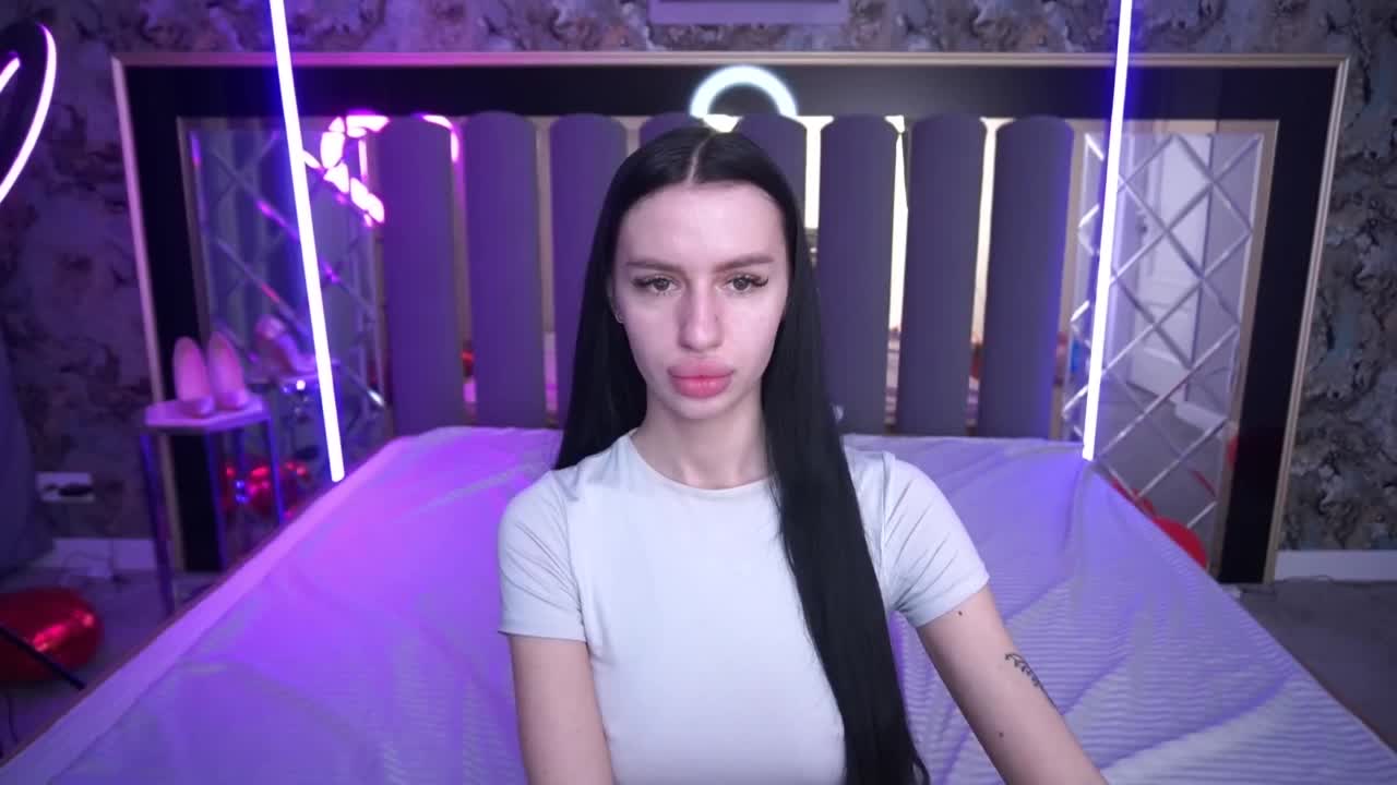 SnowWhiteee Приват Записи 2026-03-17