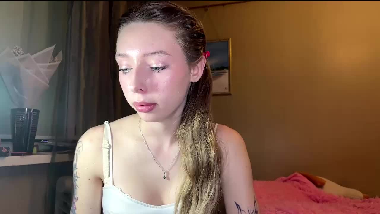 EstellFerkel Приват Записи 2026-03-18