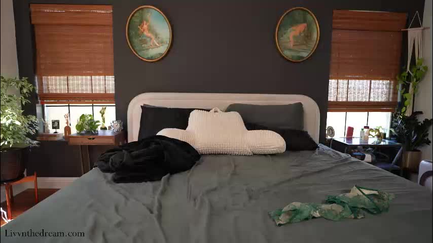 livanddrew Приват Записи 2026-03-18