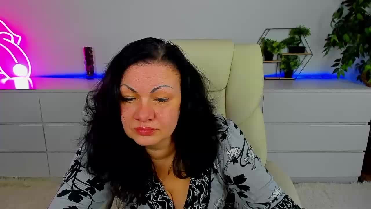 IrissMoon Приват Записи 2026-03-18