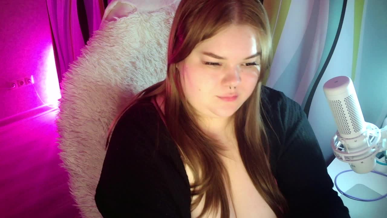 LovelyEmily Приват Записи 2026-03-19