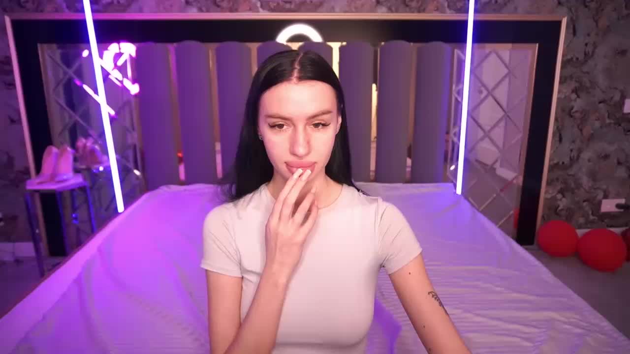 SnowWhiteee Приват Записи 2026-03-19