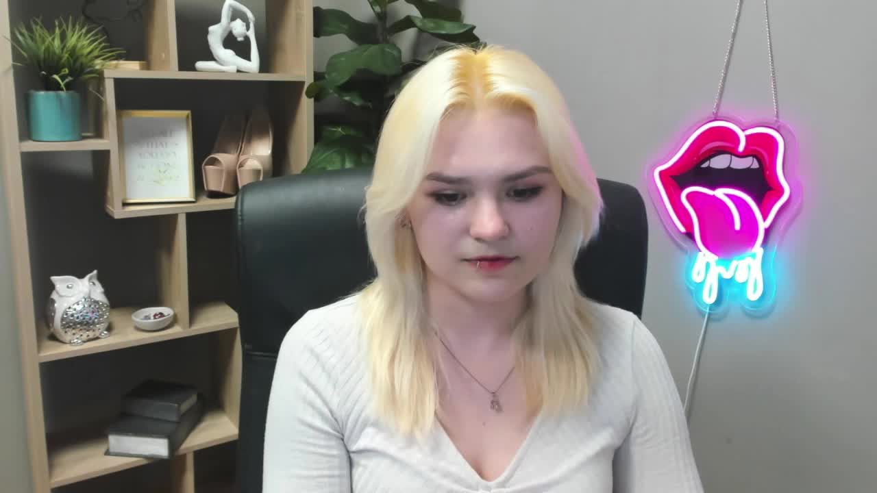 SweetLilyxo Приват Записи 2026-03-19