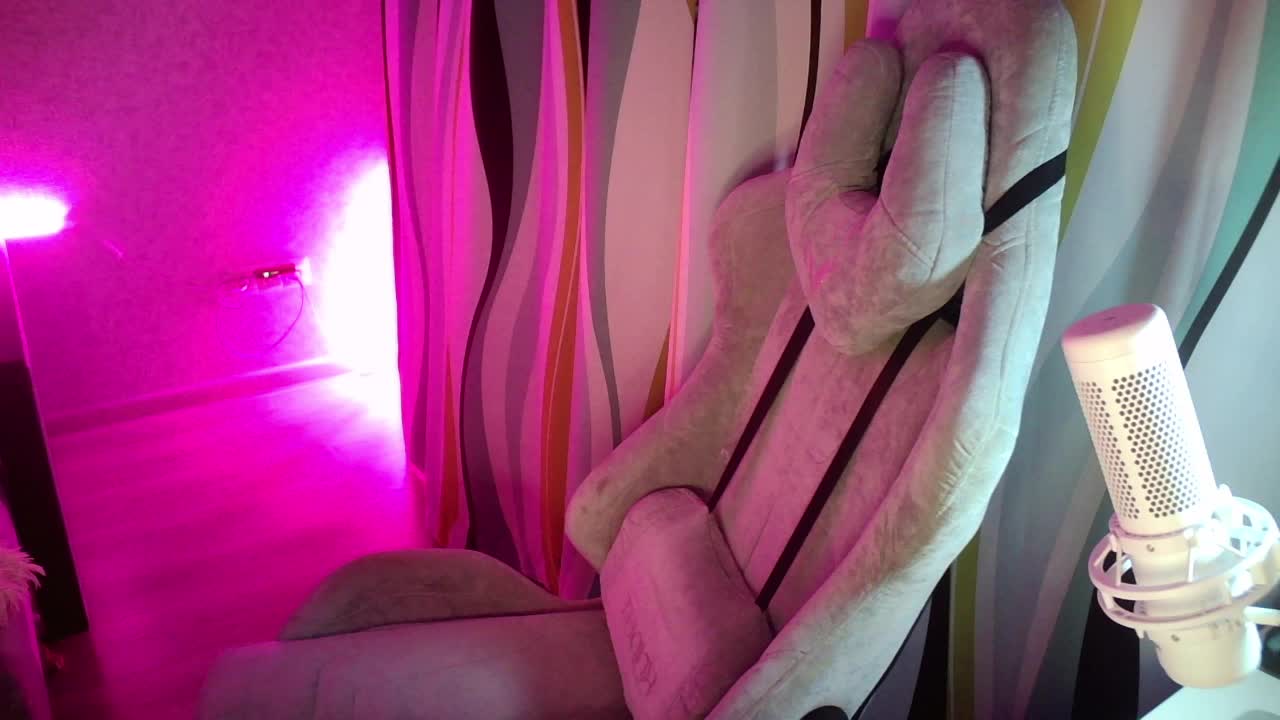 LovelyEmily Приват Записи 2026-03-23