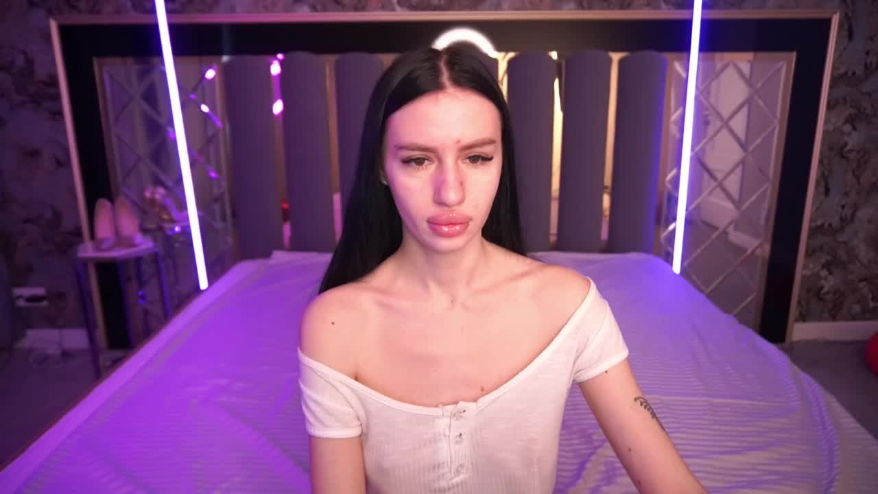 SnowWhiteee Приват Записи 2026-03-23