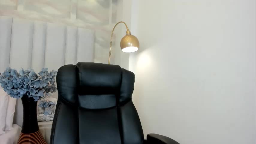 1m_emily Приват Записи 2026-03-25