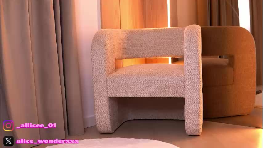 vanessasimon Приват Записи 2026-03-25