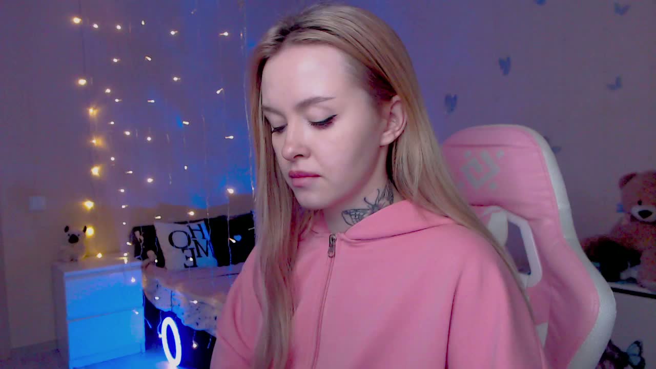 NaughtyMable Приват Записи 2026-03-27