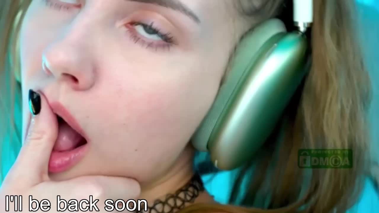 VikkiExtraCheese Приват Записи 2026-04-01