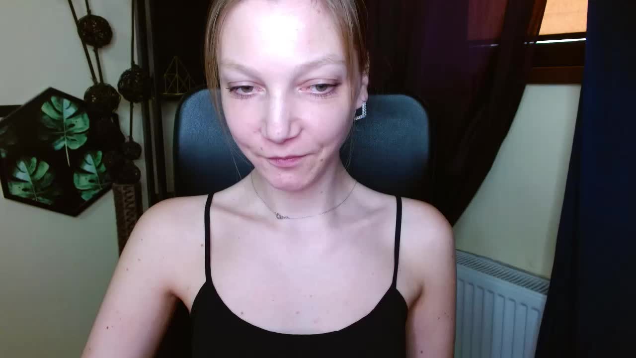 EmillyExtasy Приват Записи 2026-04-01