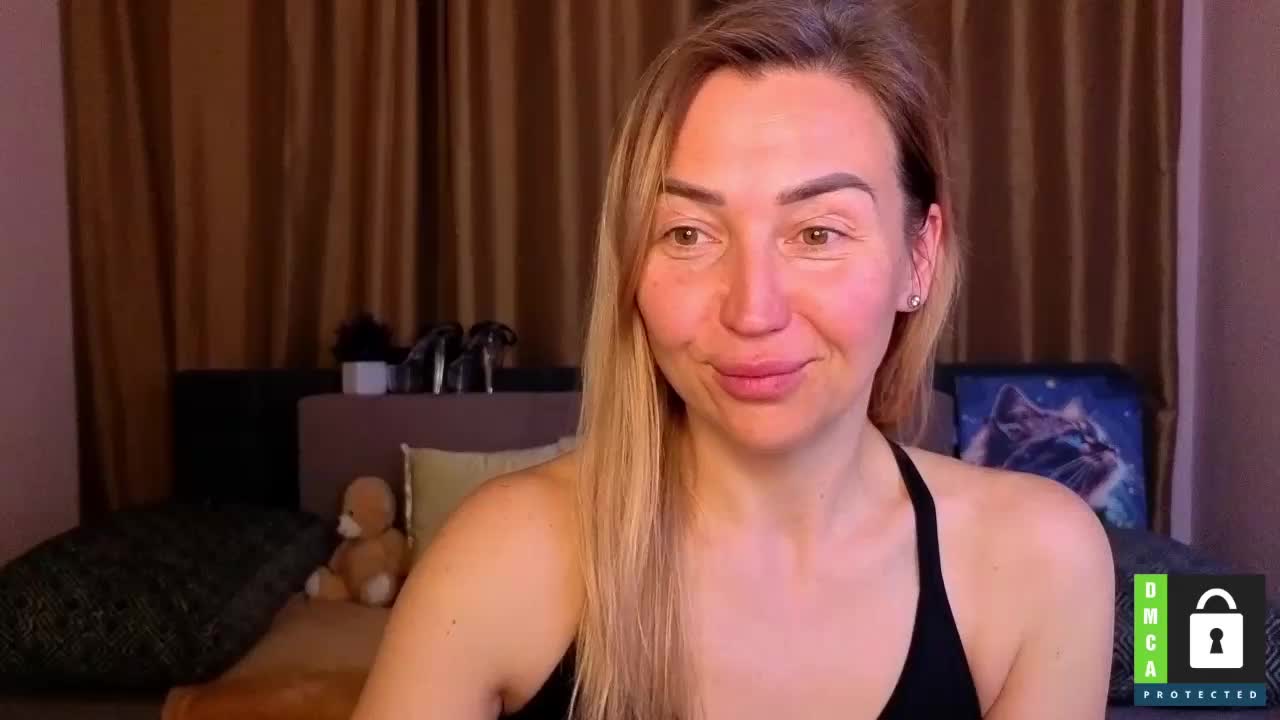 Jullyblondkiss Приват Записи 2026-04-01