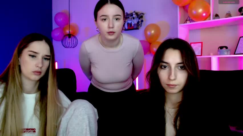 leslie_bird Приват Записи 2026-04-01