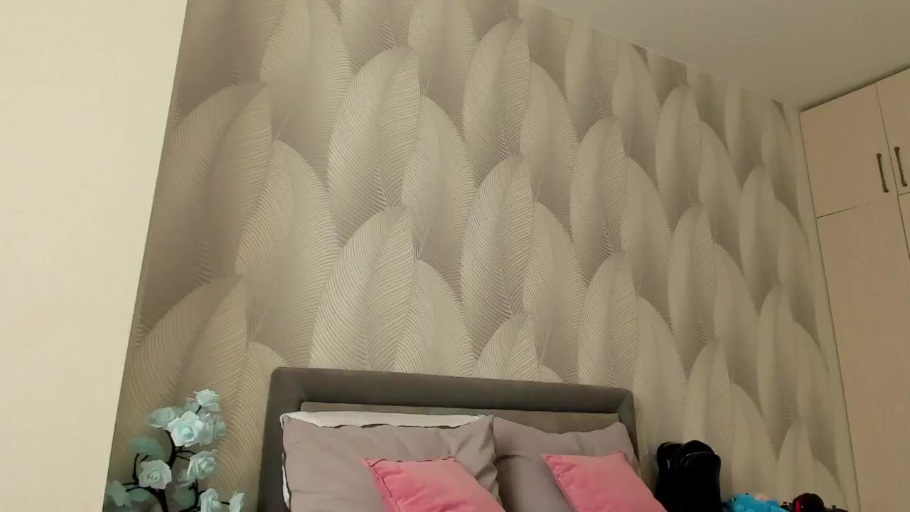 Bambiiiii Приват Записи 2026-04-01