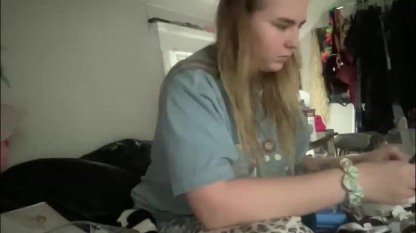 lilianlovess Приват Записи 2026-04-02