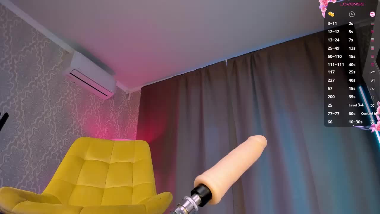 Juicy-Vikki Приват Записи 2026-04-03