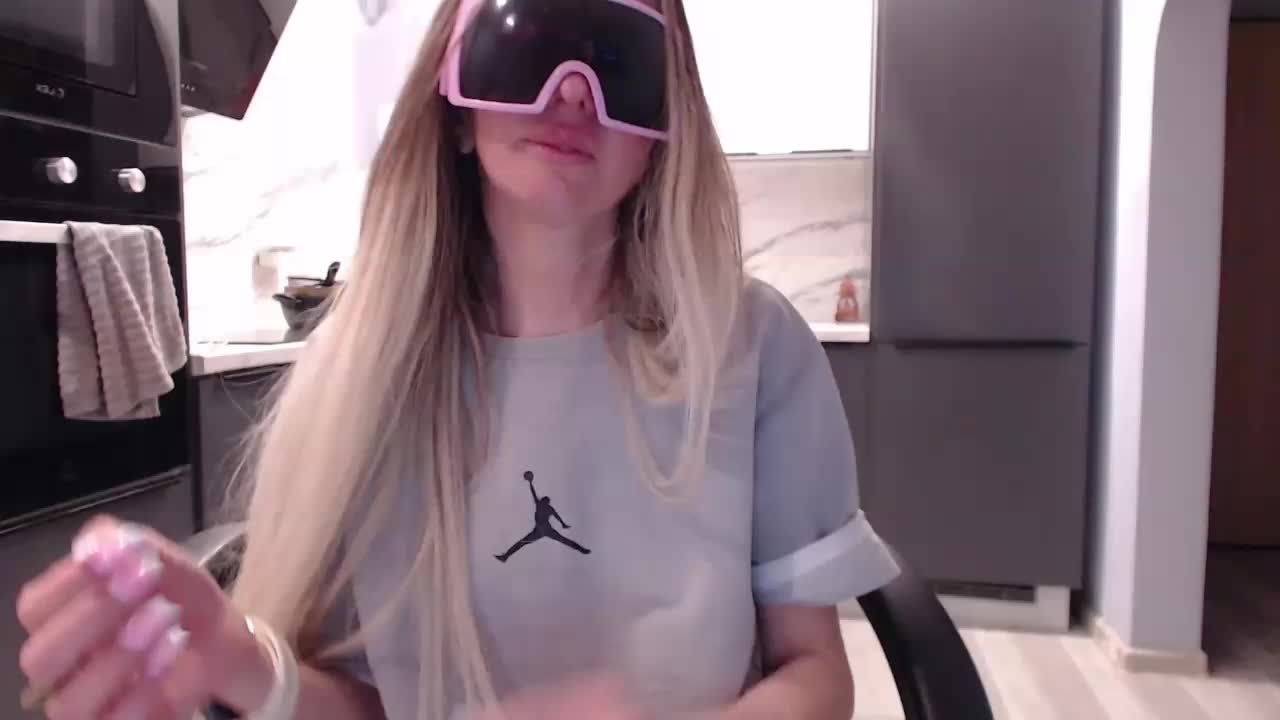 blondalina Приват Записи 2026-04-03