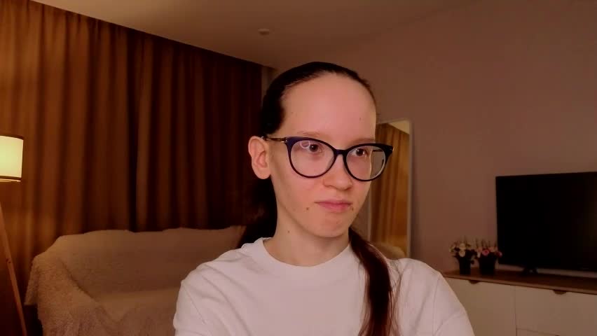 lynettebails Приват Записи 2026-04-05