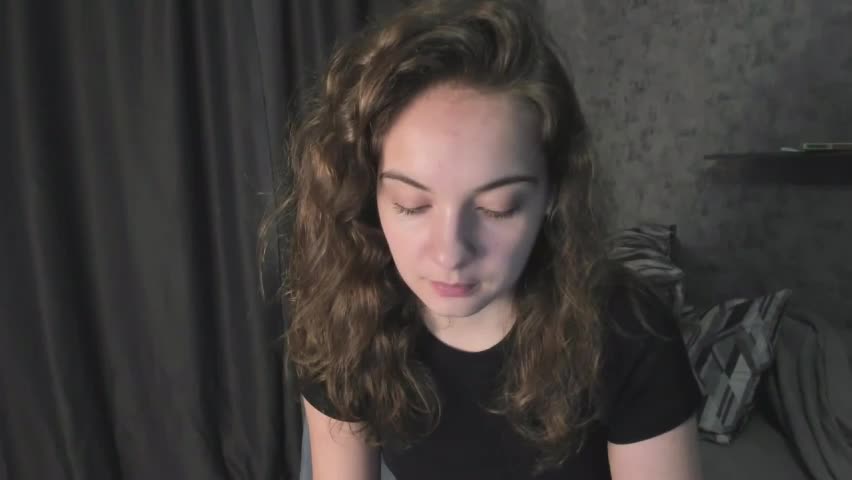 kristinalevis Приват Записи 2026-04-05