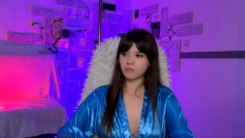 evathopson Приват Записи 2026-04-05