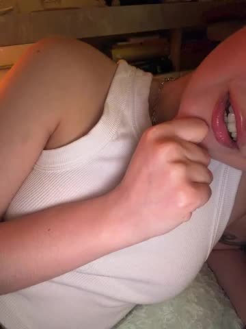 FeeBee Приват Записи 2026-04-05