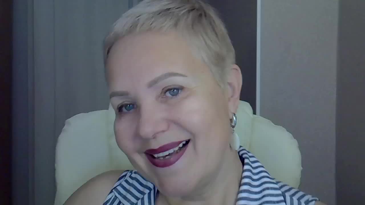 MadamMadam Приват Записи 2026-04-05