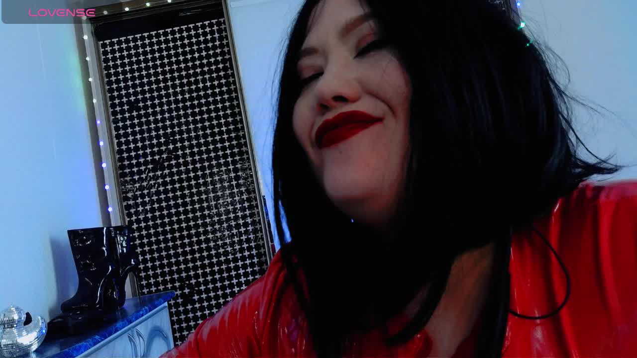 Laura-Wicked Приват Записи 2026-04-06