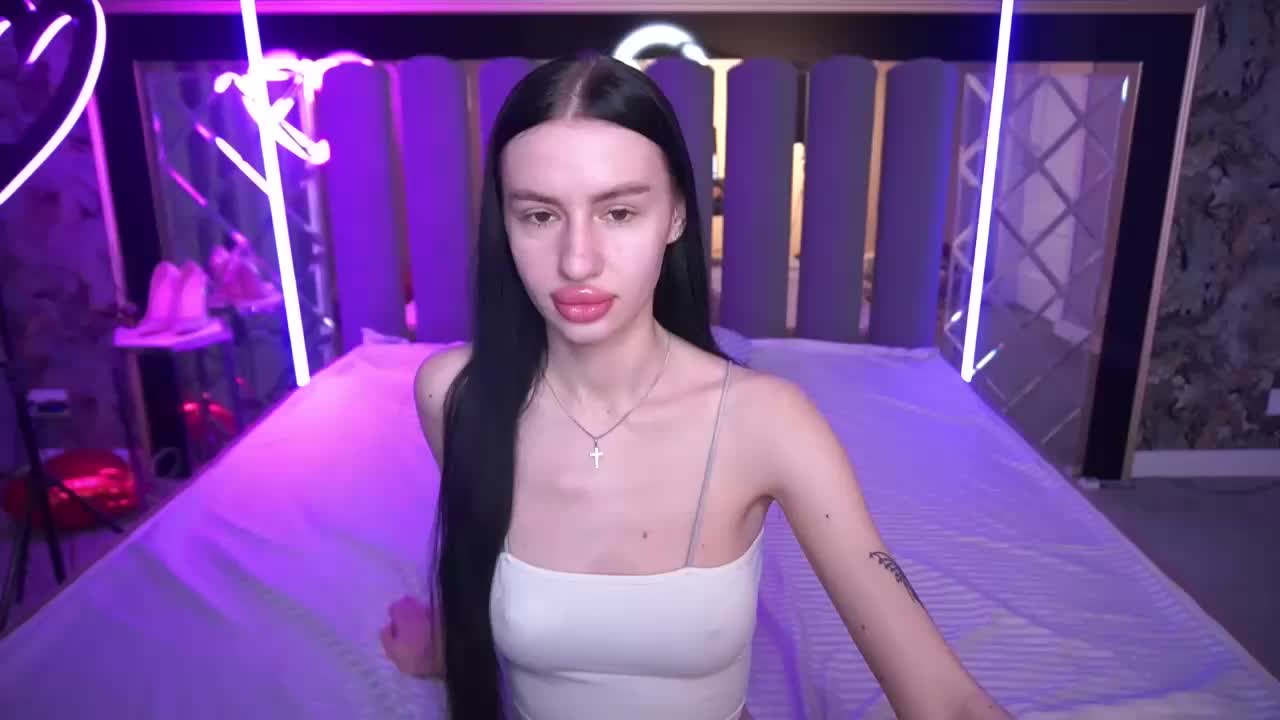 SnowWhiteee Приват Записи 2026-04-07