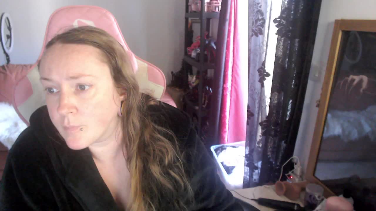 NylonQueen Приват Записи 2026-04-07