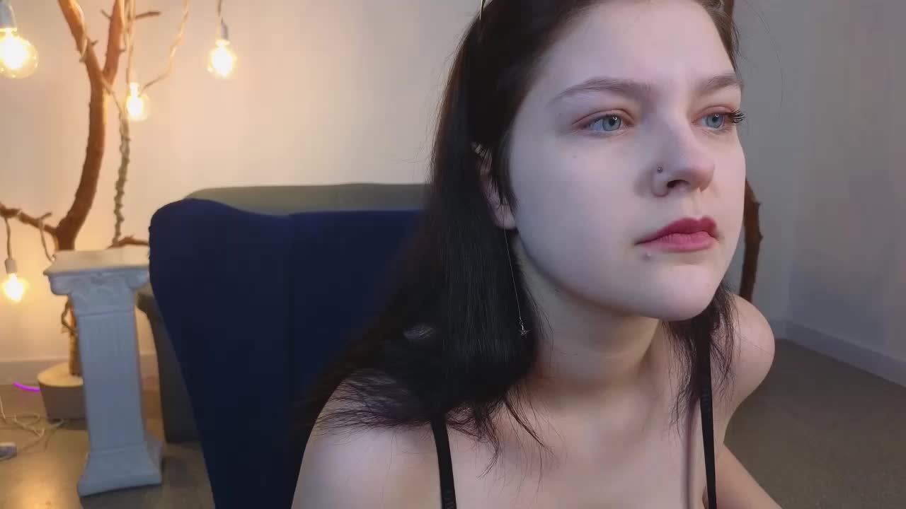 DeliaEffy Приват Записи 2026-04-08