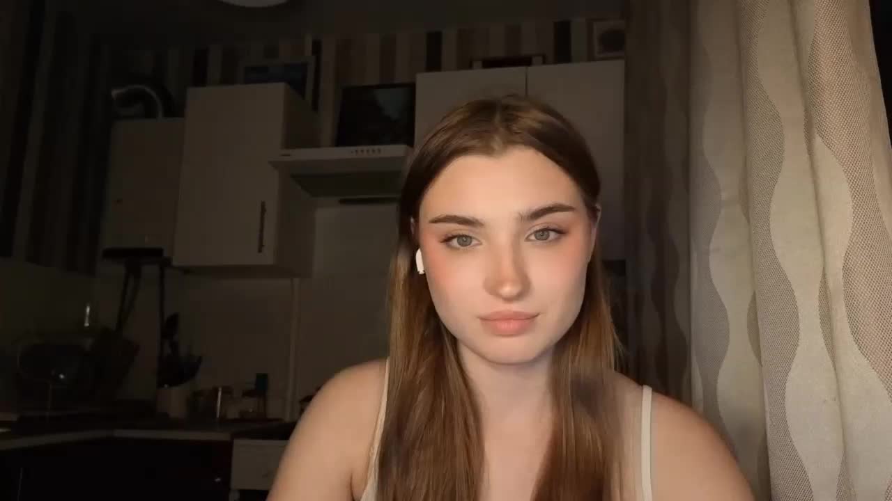 ChristiaPettet Приват Записи 2026-04-10