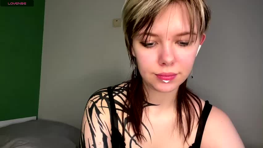 liliandaniels Приват Записи 2026-04-11