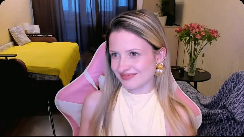 julie_flores Приват Записи 2026-04-11