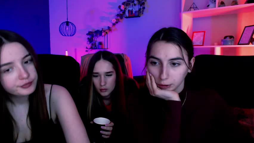 leslie_bird Приват Записи 2026-04-11