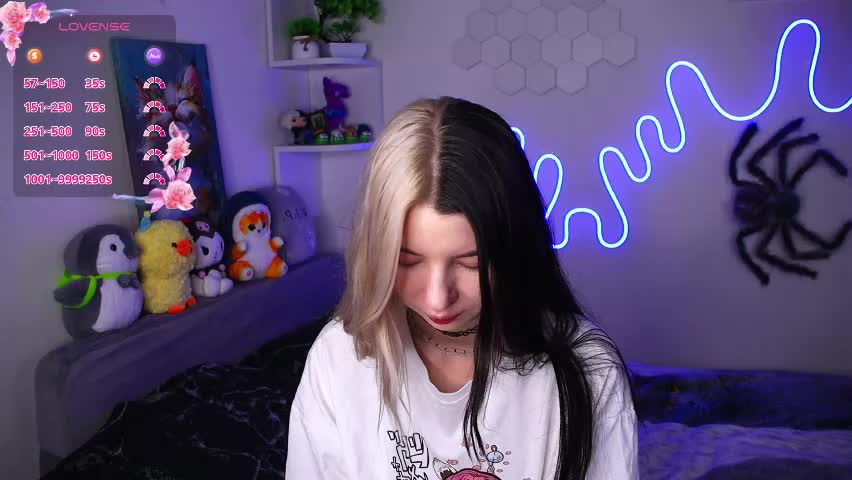 emmie_everly Приват Записи 2026-04-11