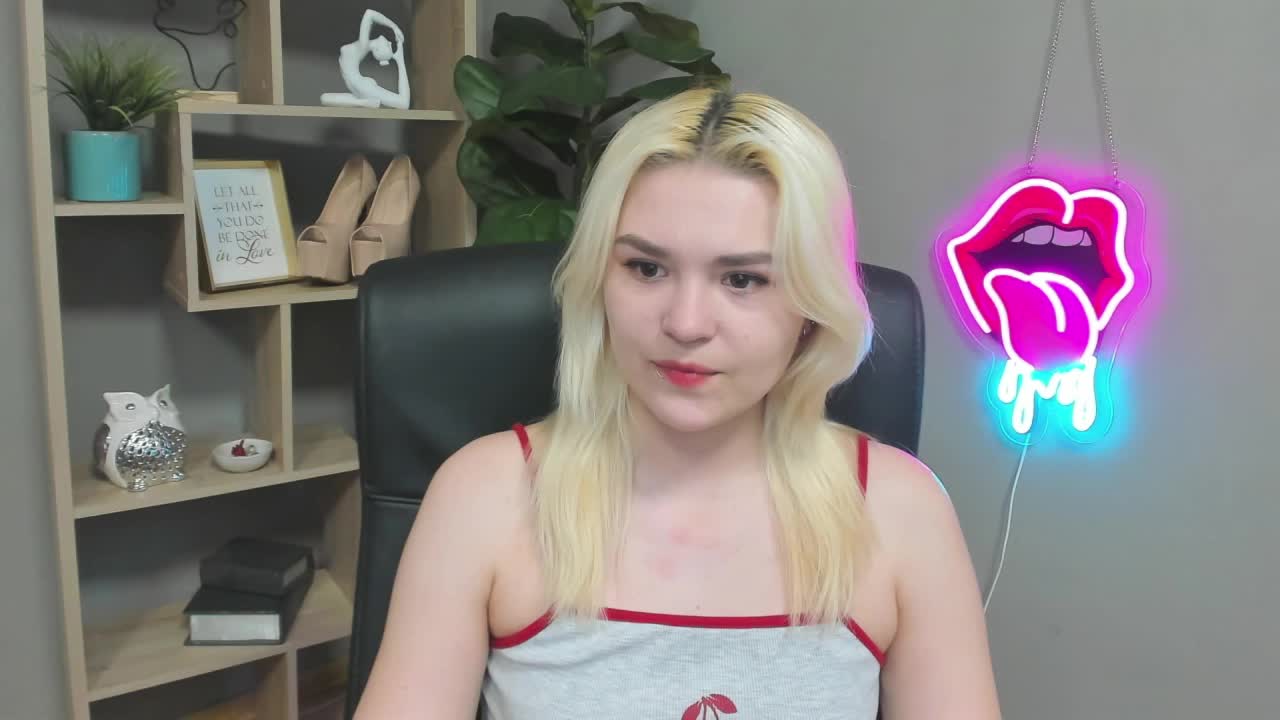 SweetLilyxo Приват Записи 2026-04-11