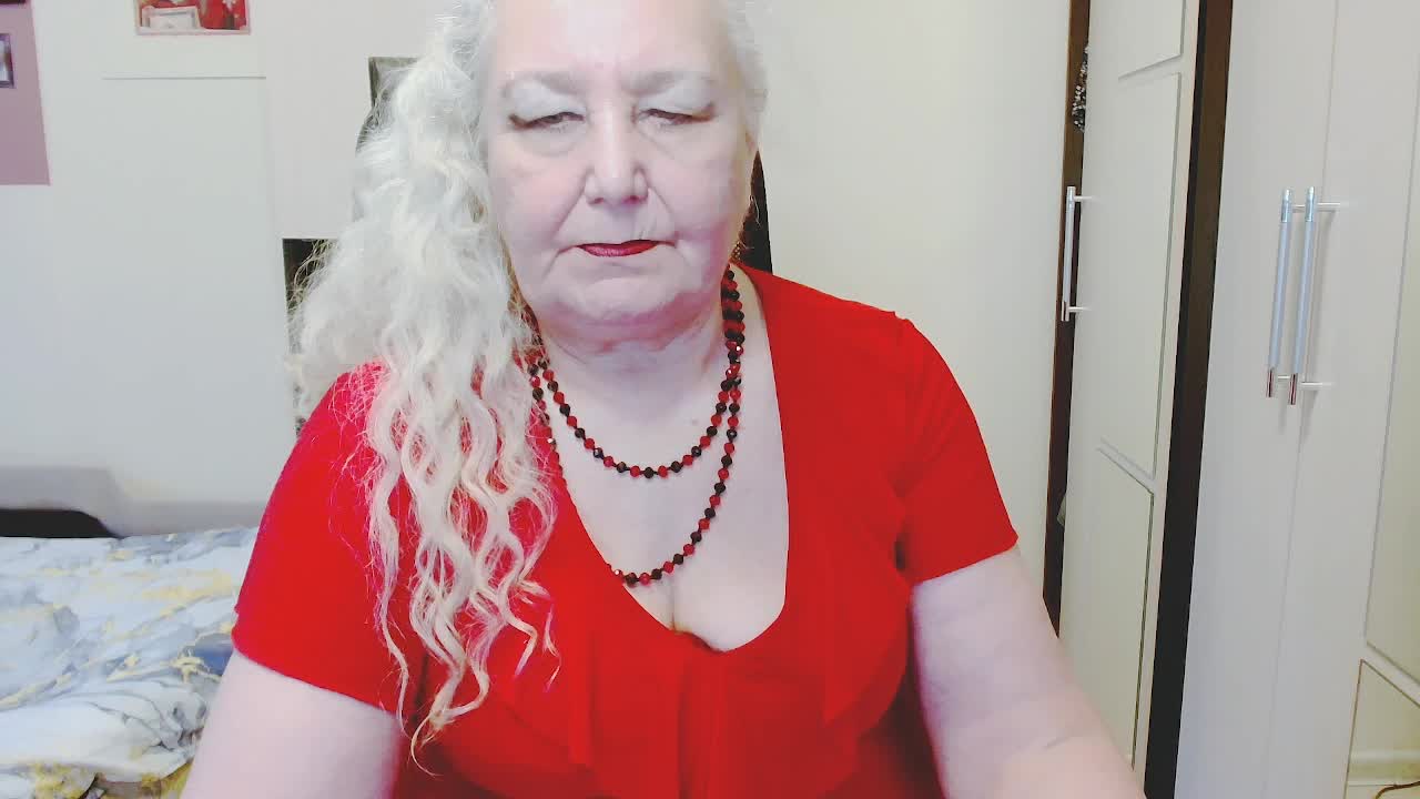 GrannyWants Приват Записи 2026-04-11