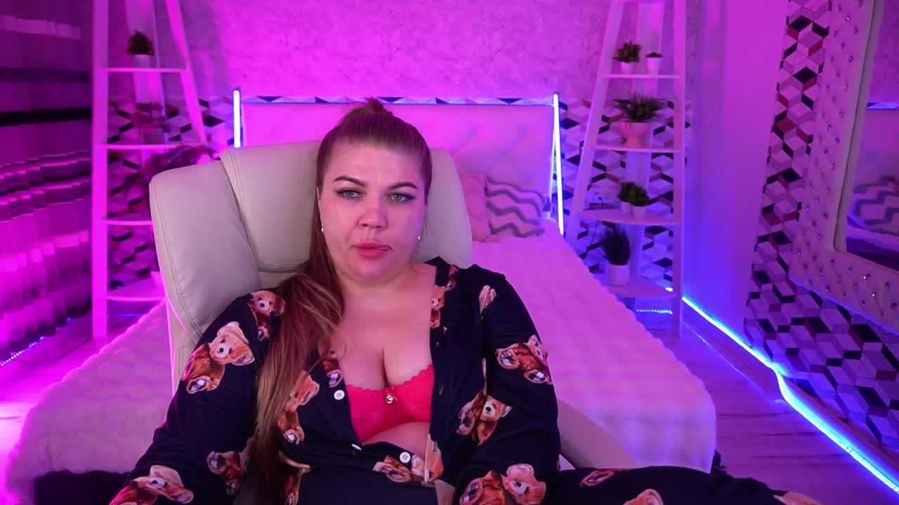 AmellyWhite Приват Записи 2026-04-12