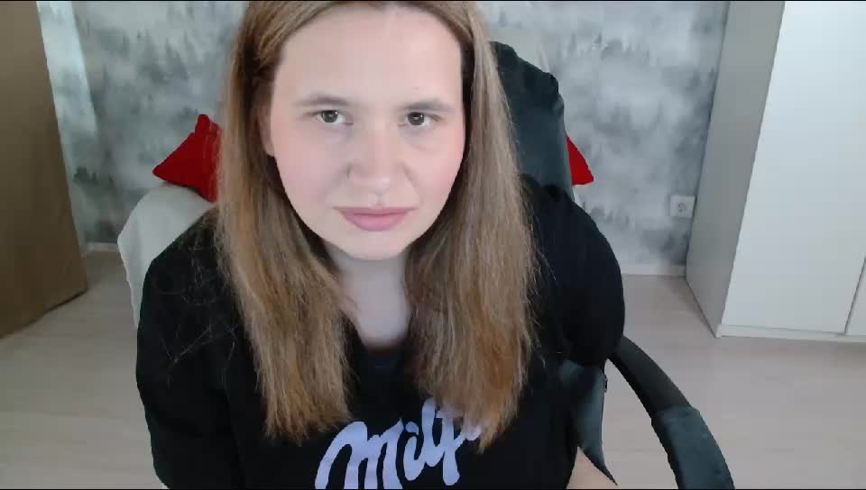 AdelinaLawson Приват Записи 2026-04-12