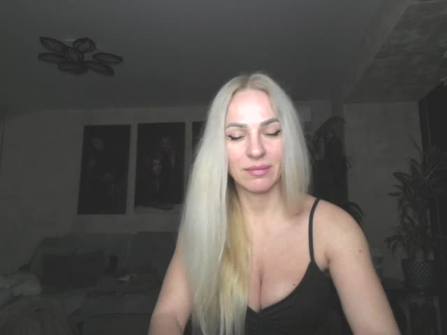 annamari1563 Приват Записи 2026-04-12