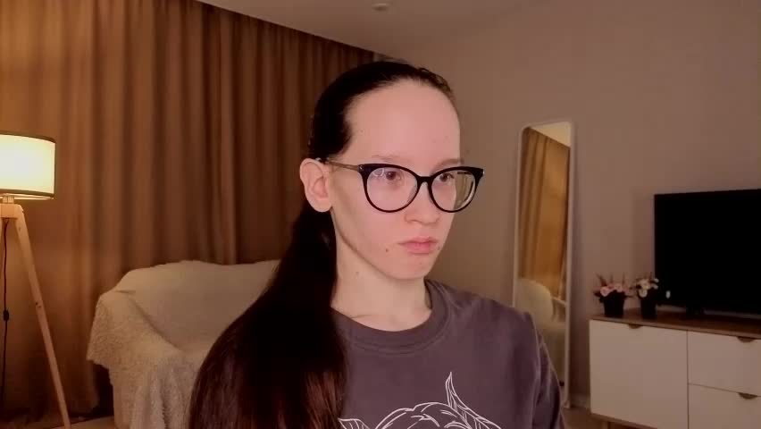 lynettebails Приват Записи 2026-04-13